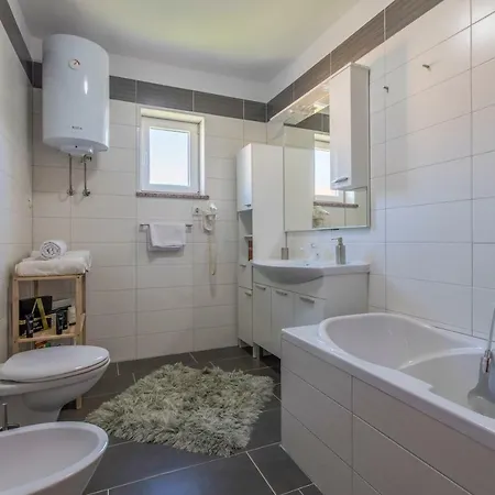 Vesna 4*