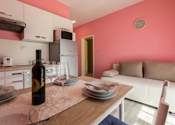 Vesna 게스트하우스 Opric