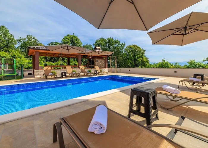Pensionat Vesna 4*